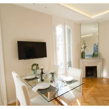 Victor Hugo Apartment Nice
